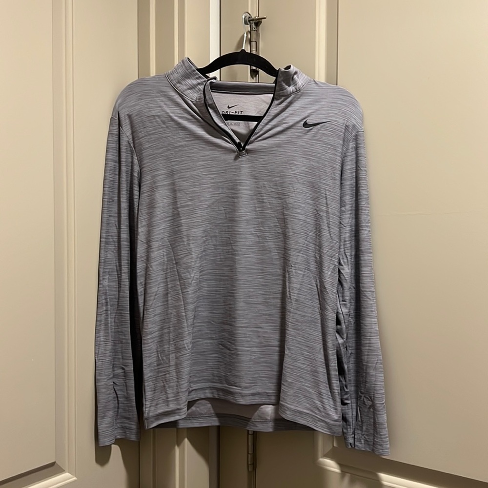 Nike Lightweight Pullover